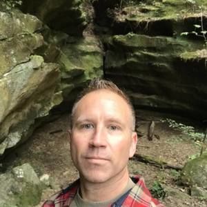 Meet your Posher, Ethan